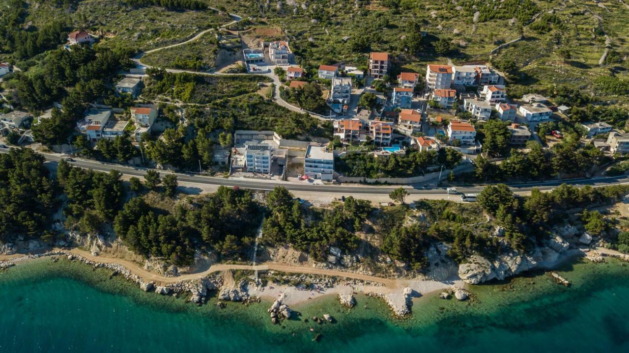אומיס Apartments Pusic מראה חיצוני תמונה