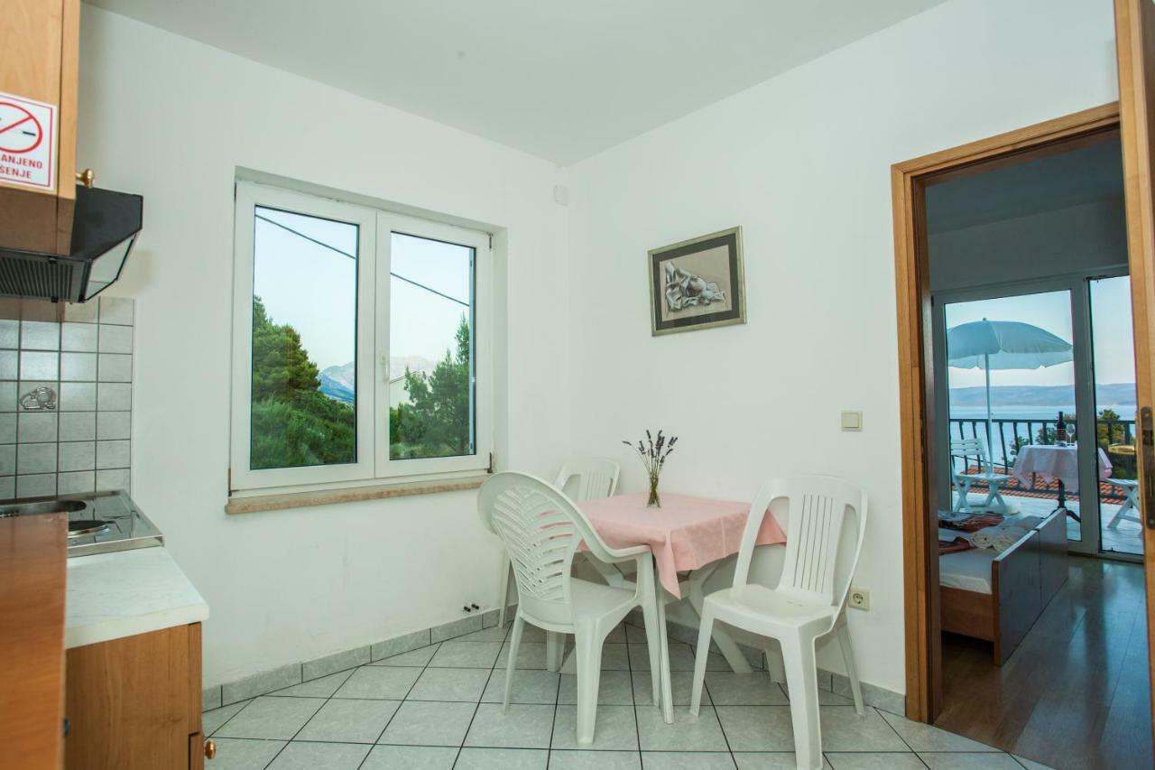 אומיס Apartments Pusic מראה חיצוני תמונה